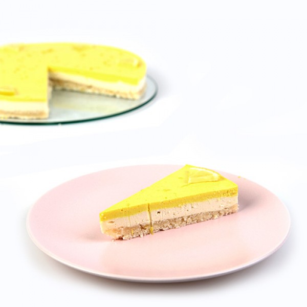 RAW torta Lemon na objednávku.